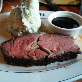 J. Alexander's - Prime rib - New American Near Me - San Antonio, Texas