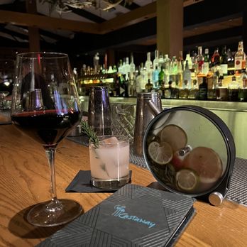 Castaway Burbank - Bars Near Me - Burbank, California
