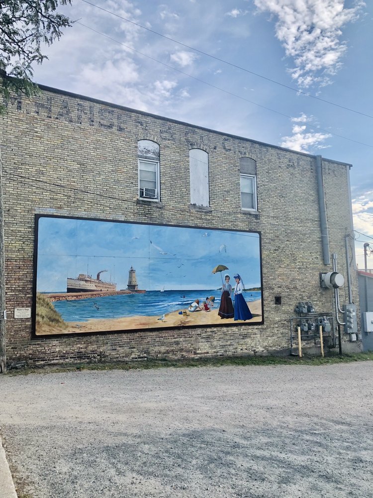 WATER’S EDGE Updated May 2024 316 S James St, Ludington, Michigan