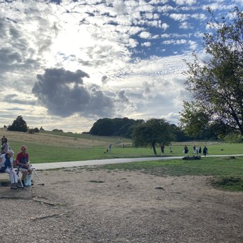 Hampstead Heath - Parks Near Me - London, XGL