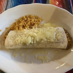 Jalisco Mexican Restaurant - Bean and rice burrito