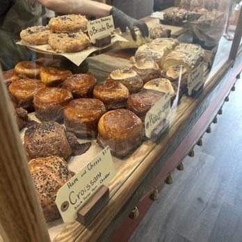 Poppy Bakery - Bakeries Near Me - Milwaukee, Wisconsin