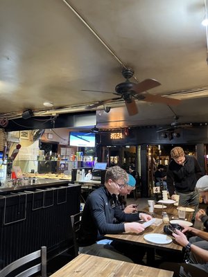 Knockout Pizza by null