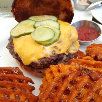 Tiny Boxwoods - Lucky Burger is yummy! - New American Near Me - Houston, Texas