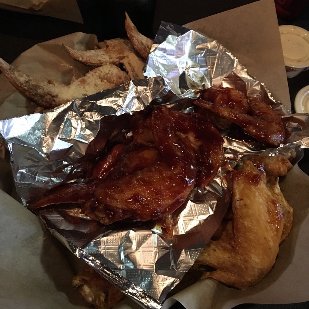 JC Wing Company - The wings smell delicious!!! - New American Near Me - La Feria, Texas