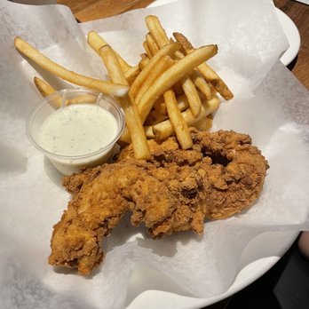 Yard House - Kids chicken strips! - New American Near Me - Sacramento, California Yard House - Kids chicken strips! - New American Near Me - Sacramento, California