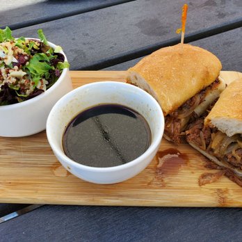 Summit Lodge - Smoked brisket dip and garden salad - Cafes Near Me - Squamish, British Columbia Summit Lodge - Smoked brisket dip and garden salad - Cafes Near Me - Squamish, British Columbia