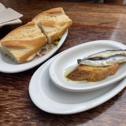 Completo y boqueron Completo y boqueron