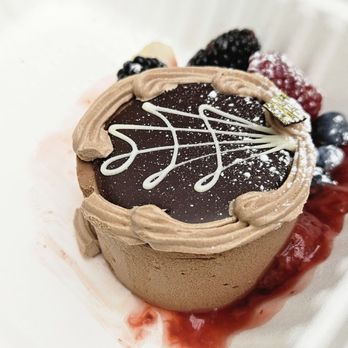 Azure Restaurant & Bar - Chocolate Truffle Cake - Canadian (New) Near Me - Toronto, Ontario