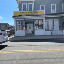 Chaves Grocery & Gifts