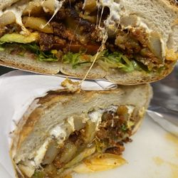 Eddie's Little Café - Papas con chorizo TORTA!!!
Potatoes and spiced Mexican chorizo sandwiches !(TORTA)