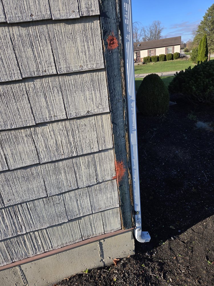 Slide of C&D Renovations and Automotive