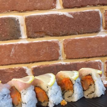 Akino - Sushi Bars Near Me - Elmhurst, New York