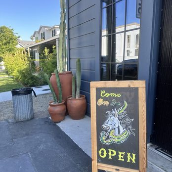 Salty Horse - Cafes Near Me - Costa Mesa, California Salty Horse - Cafes Near Me - Costa Mesa, California