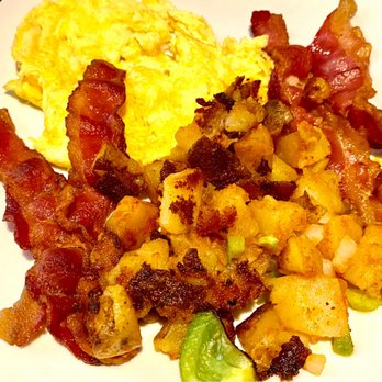 Breakfast House Los Tejabanes - Corn Beef Hash and Scramble Eggs Combo - Mexican Near Me - Menifee, California Breakfast House Los Tejabanes - Corn Beef Hash and Scramble Eggs Combo - Mexican Near Me - Menifee, California