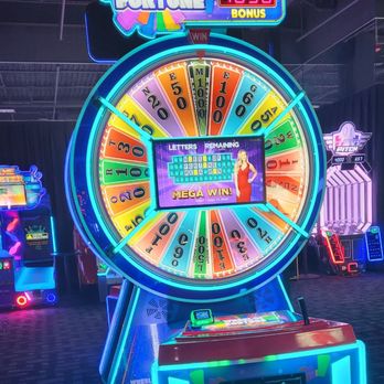 Dave & Buster's Natick - Sports Bars Near Me - Natick, Massachusetts