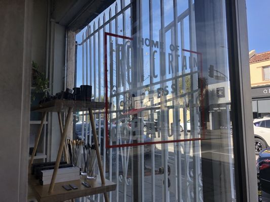 Iron Curtain Press by null