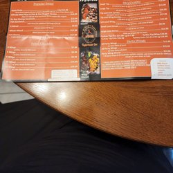 Taylormade Que - This is the menu from Taylormade que Tip and Wing Combo,