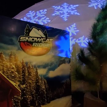 Snowcat Ridge - Backdrop Photo with Igloo - Tubing Near Me - Dade City, Florida Snowcat Ridge - Backdrop Photo with Igloo - Tubing Near Me - Dade City, Florida