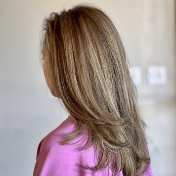 Marek Ashley Commerce Square - Beautiful Color by Katya - Hair Salons Near Me - Wheaton, Illinois Marek Ashley Commerce Square - Beautiful Color by Katya - Hair Salons Near Me - Wheaton, Illinois