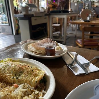 14 Carrot Cafe - Breakfast & Brunch Near Me - Seattle, Washington