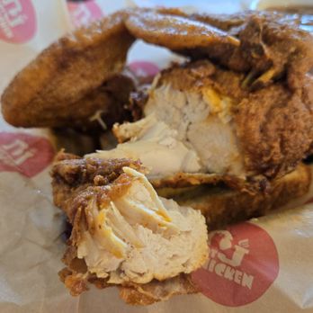 BJ Hot Chicken - Perfectly Cooked with just the right amount of Crispyness. Medium Heat made my taste buds tingle just right. Forehead Sweat a little - Chicken Wings Near Me - Mt Juliet, Tennessee BJ Hot Chicken - Perfectly Cooked with just the right amount of Crispyness. Medium Heat made my taste buds tingle just right. Forehead Sweat a little - Chicken Wings Near Me - Mt Juliet, Tennessee