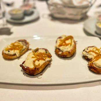 Fleming’s Prime Steakhouse & Wine Bar - House Made Cinnamon Pecan Rolls - Steakhouses Near Me - Tulsa, Oklahoma