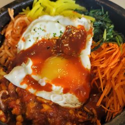 Mixed Grain - Sizzling mixed seafood bibimbap 18