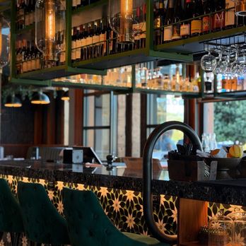 Rustic Root - New American Near Me - Solana Beach, California