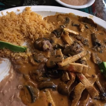 El Rincon Cocina Y Tequila - Pollo con chipolte-delicious - Tacos Near Me - Boulder, Colorado El Rincon Cocina Y Tequila - Pollo con chipolte-delicious - Tacos Near Me - Boulder, Colorado