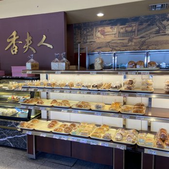 T W Bakery - a variety of pastries on display - Bakeries Near Me - Temple City, California T W Bakery - a variety of pastries on display - Bakeries Near Me - Temple City, California