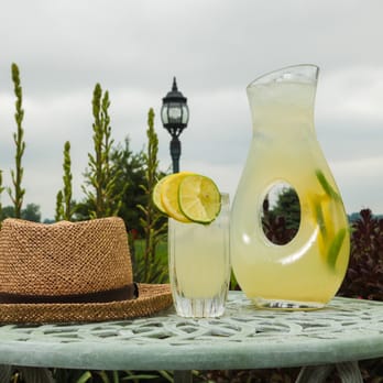 Scottish Bed & Breakfast - COME RELAX AND HAVE A LEMONADE ON THE GARDEN PATIO - Bed & Breakfast Near Me - Bremen, Indiana Scottish Bed & Breakfast - COME RELAX AND HAVE A LEMONADE ON THE GARDEN PATIO - Bed & Breakfast Near Me - Bremen, Indiana