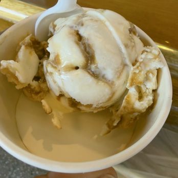 Salt & Straw - Ice Cream & Frozen Yogurt Near Me - Orlando, Florida Salt & Straw - Ice Cream & Frozen Yogurt Near Me - Orlando, Florida