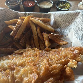 Quips Pub - Fish and chips - British Near Me - Lancaster, Pennsylvania