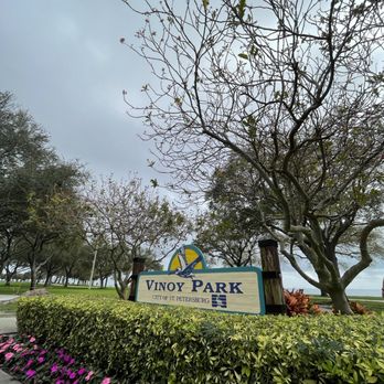 Vinoy Park - Parks Near Me - St. Petersburg, Florida