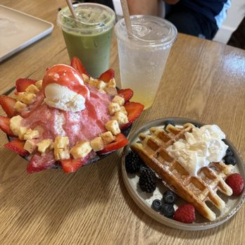 Heybings - Strawberry Cheesecake bingsoo Mixed berries Liege waffle  Matcha latte Yuzu honey refresher - Desserts Near Me - Costa Mesa, California