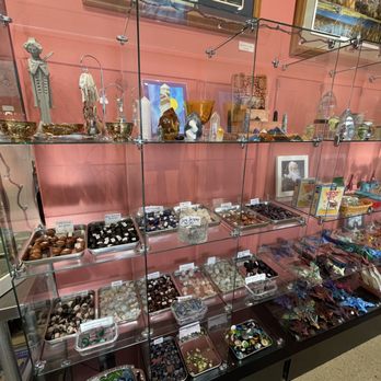 Really Cool Gift Shop - Flowers & Gifts Near Me - Hubertus, Wisconsin