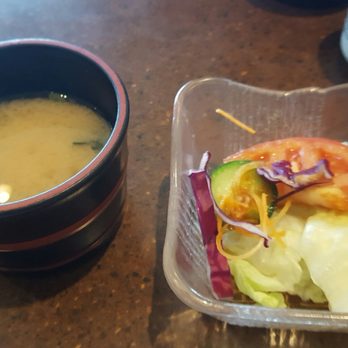 Gal's Sushi - Soup and salad with lunch special. - Sushi Bars Near Me - Markham, Ontario