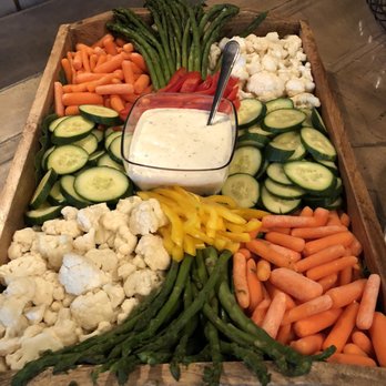 Snap Decisions Catering Llc - Vegetable Arrangement - Caterers Near Me - Northport, Alabama Snap Decisions Catering Llc - Vegetable Arrangement - Caterers Near Me - Northport, Alabama