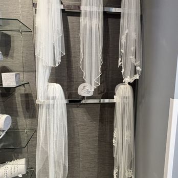 David's Bridal - Veils - Bridal Near Me - Richmond, Virginia David's Bridal - Veils - Bridal Near Me - Richmond, Virginia
