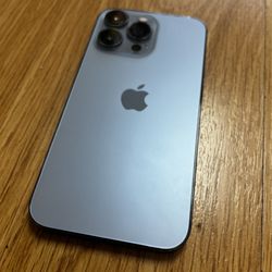 Fixaphone - Back glass replaced on iPhone