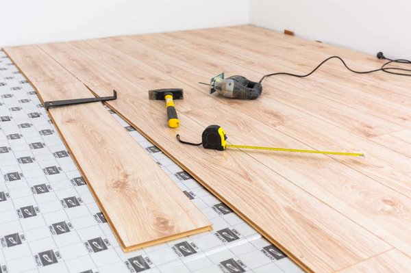 IPS Contractor Services Logo