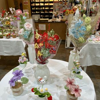 Golden Lemon Handcrafts - Crocheted flowers. - Flowers & Gifts Near Me - San Jose, California Golden Lemon Handcrafts - Crocheted flowers. - Flowers & Gifts Near Me - San Jose, California