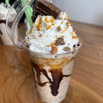 Gordon’s Milkshake Bar - Peanut butter brownie - Desserts Near Me - Indianapolis, Indiana
