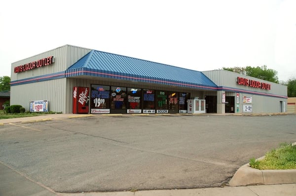 Davis Liquor Outlet