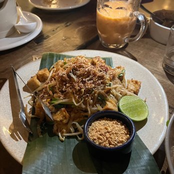 La ong - OG pad thai - Thai Near Me - Beverly Hills, California La ong - OG pad thai - Thai Near Me - Beverly Hills, California