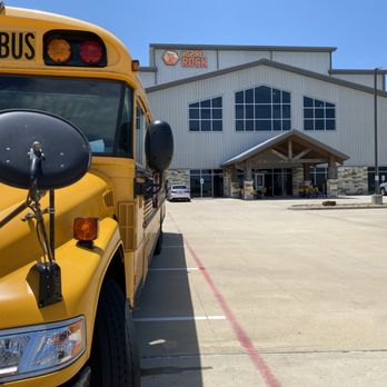 KG Bus Service - Summer camp field trip to inSPIRE Rock indoor rock climbing. - Buses Near Me KG Bus Service - Summer camp field trip to inSPIRE Rock indoor rock climbing. - Buses Near Me