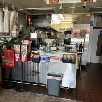 Daisy's Restaurant - Mexican Near Me - Los Angeles, California Daisy's Restaurant - Mexican Near Me - Los Angeles, California