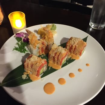 Yoo Sushi - 007 roll - Sushi Bars Near Me - Providence, Rhode Island Yoo Sushi - 007 roll - Sushi Bars Near Me - Providence, Rhode Island