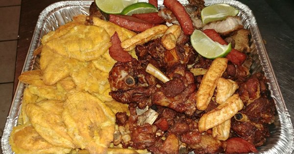 Rey Del Pollo by null